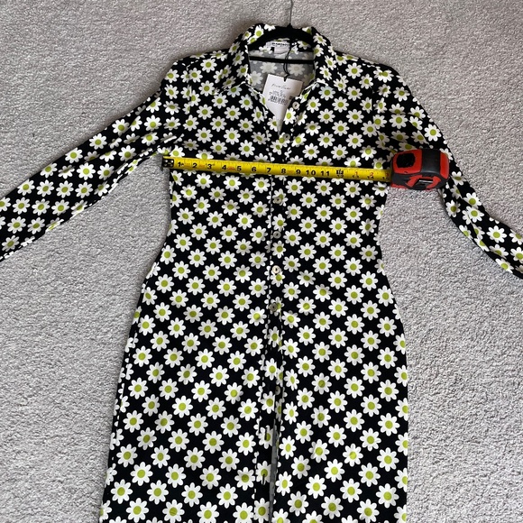 GLAMOROUS SIXTIES FLOWER JERSEY LONG SLEEVE BODYCON DRESS WITH COLLAR NWT 6 - Picture 9 of 14